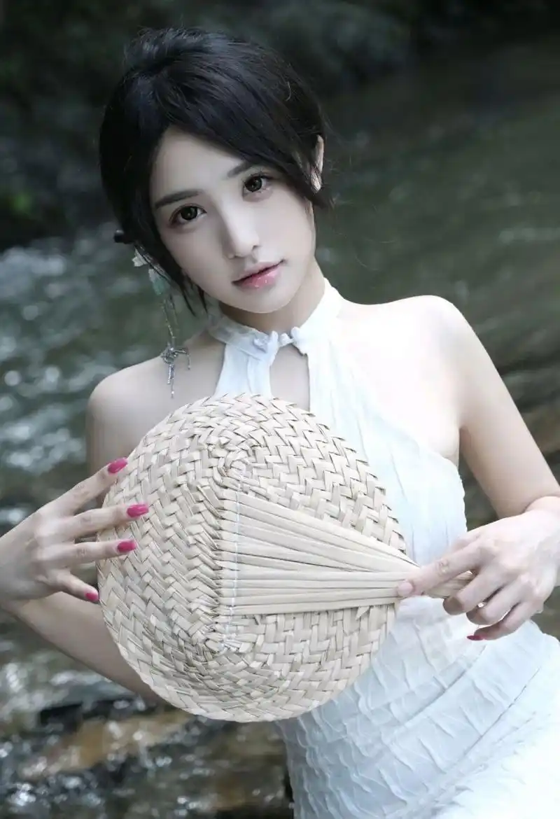 悬疑剧暗涌十三号剧照